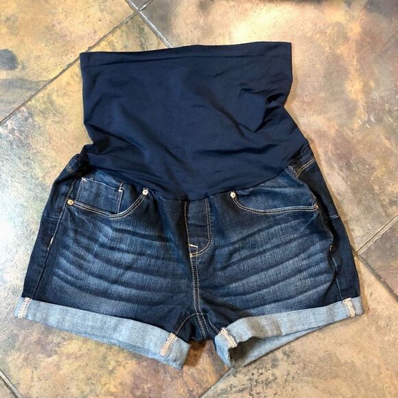 Bella Vida Women’s Maternity Shorts Full Panel Denim Jean Size Medium - Picture 6 of 9